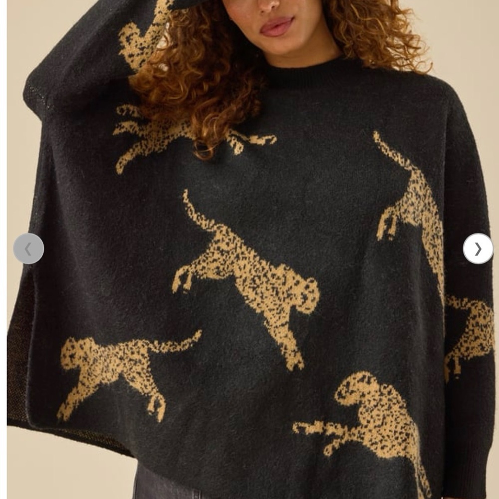 Ali Miles Black and Tan Leopard Sweater